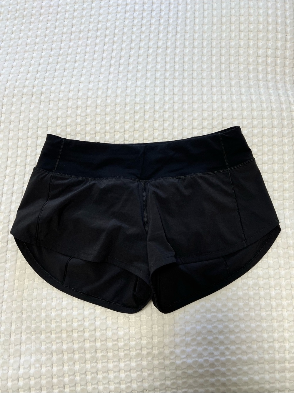 Lululemon Black Speed Up Shorts Sz 4